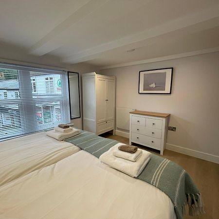 Seasteps Padstow Apartment Exterior photo