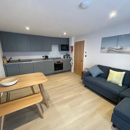 Seasteps Padstow Apartment Exterior photo